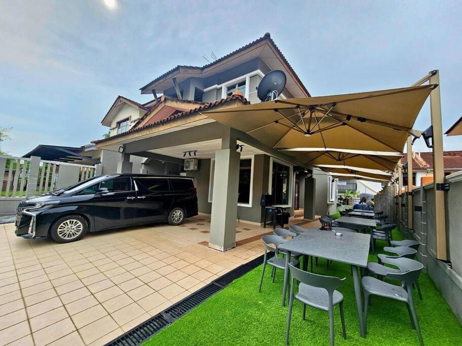 Cozy Holiday Home Karaoke Bbq Bukit Indah Jb Johor Bahru Kültér fotó